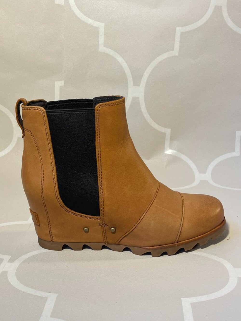 Sorel Lea Wedge Joan of Arctic Chelsea Boots Camel Brown & Black Waterproof Leat